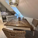 Apartment Stilvolle 2 5 Unter Reet In Spo Mit Garten Böhl