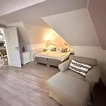 Stilvolle 2 5 Unter Reet In Spo Mit Garten Apartment Böhl