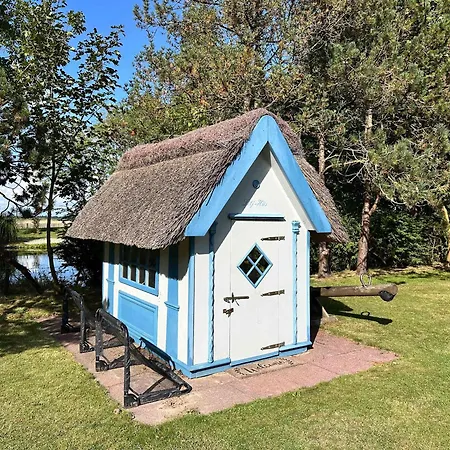 Apartament Sky & Homes Strandlaeufer I Stilvolle Unter Reet In Spo Mit Parkgarten