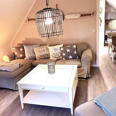 Sky & Homes Strandlaeufer I Stilvolle Unter Reet In Spo Mit Parkgarten Apartament