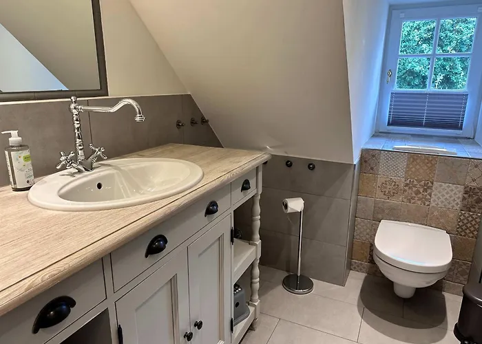 Apartamento Sky & Homes Strandlaeufer I Stilvolle Unter Reet In Spo Mit Parkgarten *