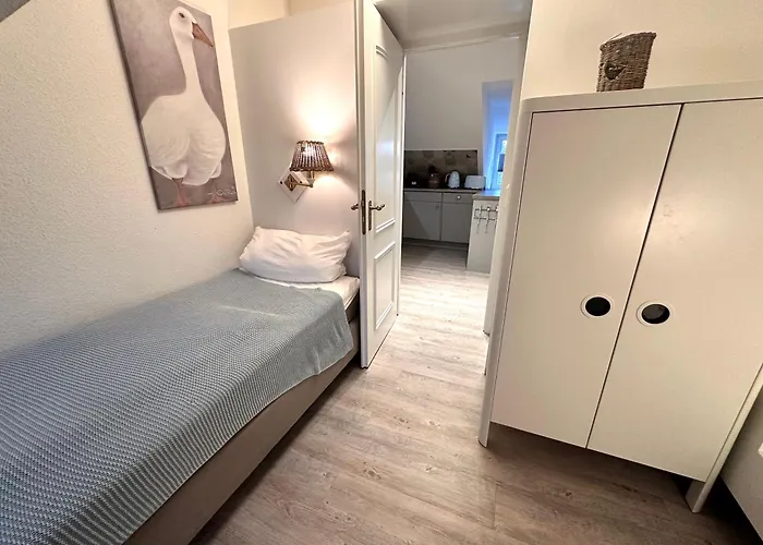 Apartamento Sky & Homes Strandlaeufer I Stilvolle Unter Reet In Spo Mit Parkgarten *